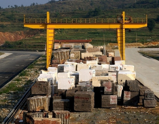 ভারী দায়িত্ব ডাবল গিয়ার গ্যান্ট্রি ক্রেন 10-75t উত্তোলন ক্ষমতা স্নাইডার মোটর A5-A8 ওয়ার্কিং ডিউটি